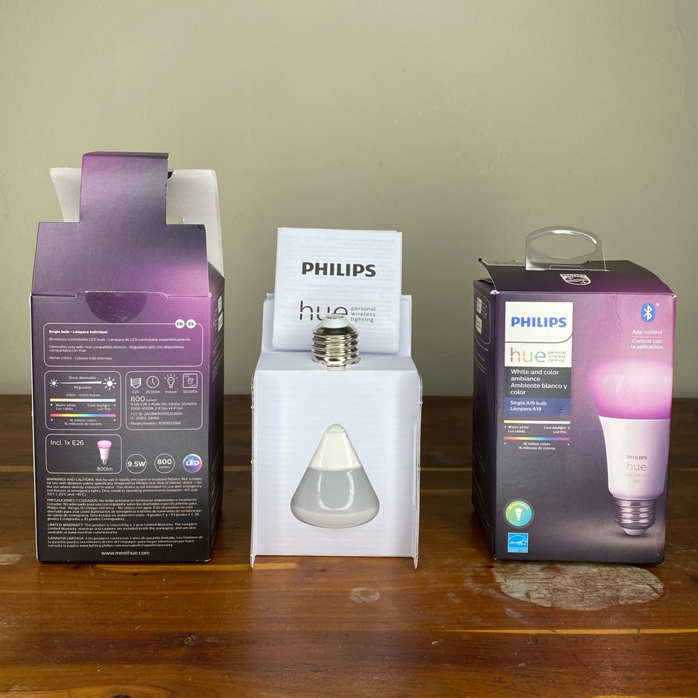 2 Single LED A19 Philips HUE Smart Light bulbs
